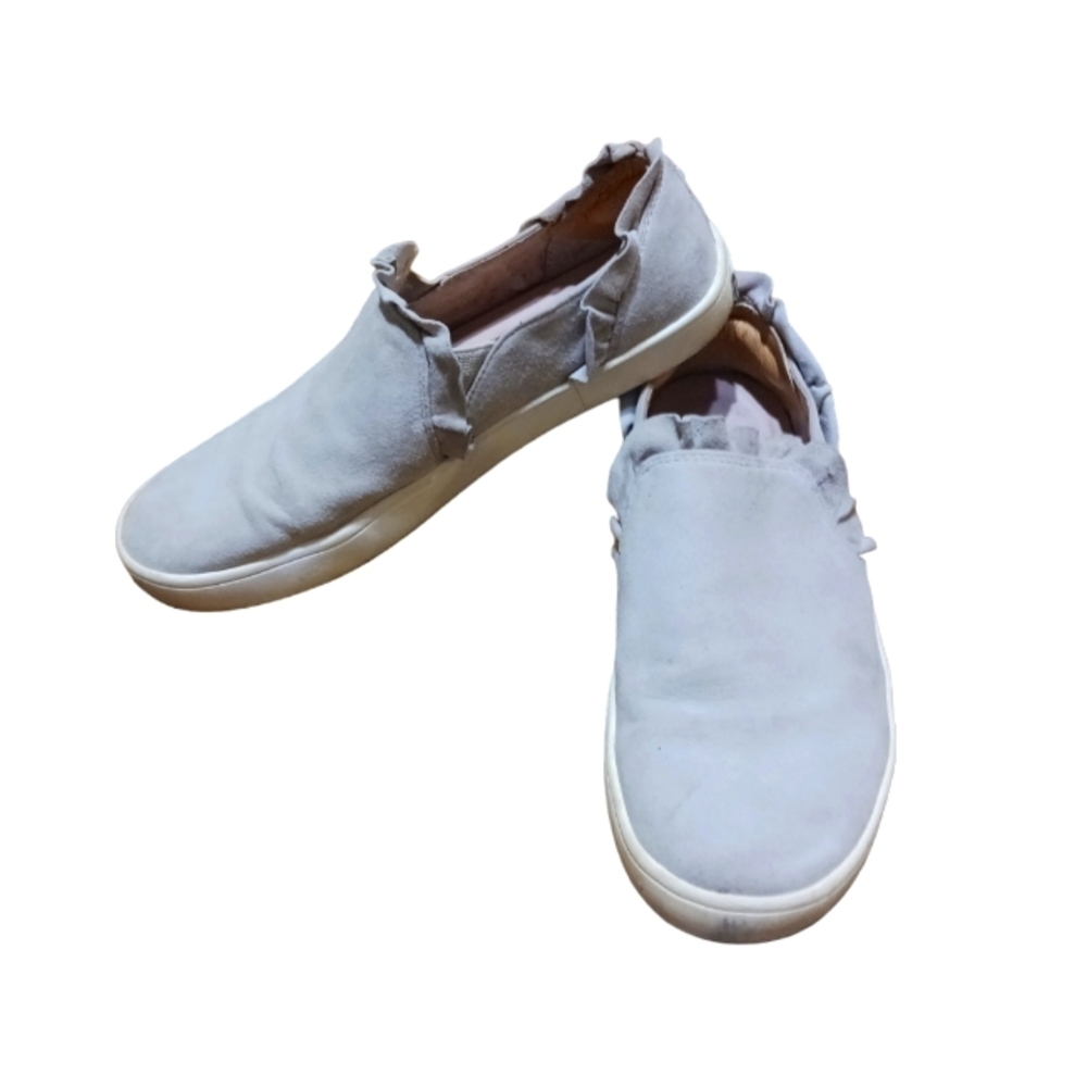 Kate Spade Leather Lilly Ruffle Slip On Sneakers Flats
